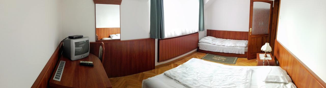 Penzpataki Vadaszhaz Nagyvisnyó Exteriér fotografie